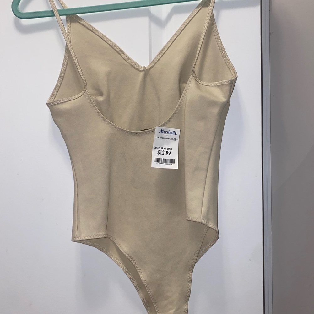 Nude tan bodysuit - Picture 4 of 5